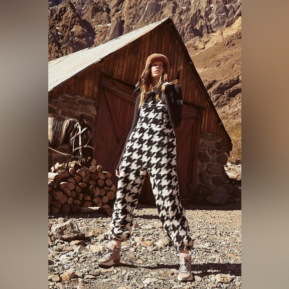 NWT Free People Movement Hit The Slopes Printed Salopette - Picture 4 of 16